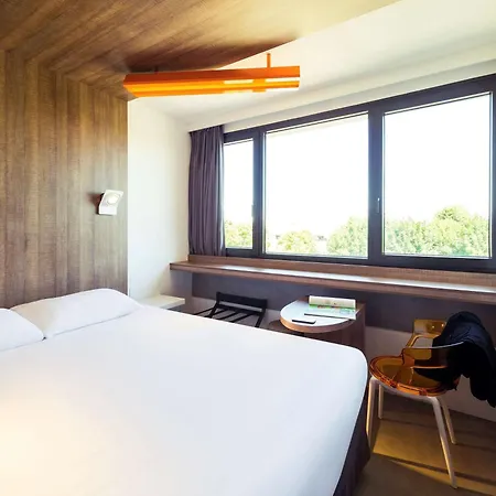 Ibis Styles Niort Poitou Charentes Hotel