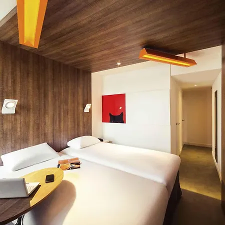 Hotel Ibis Styles Niort Poitou Charentes 3*