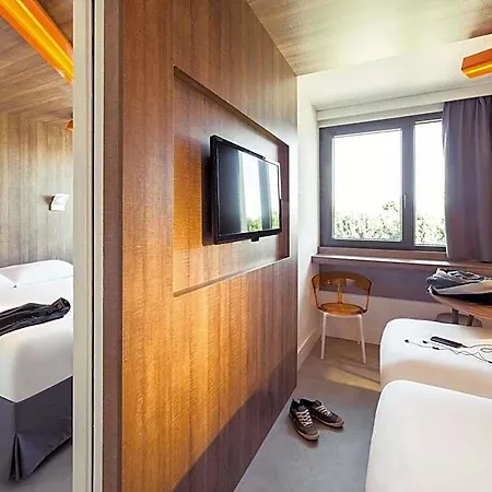 Hotel Ibis Styles Niort Poitou Charentes Vouille (Deux-Sevres)